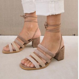 ✨New✨ ALOHAS Heels - Letizia Shades of Beige